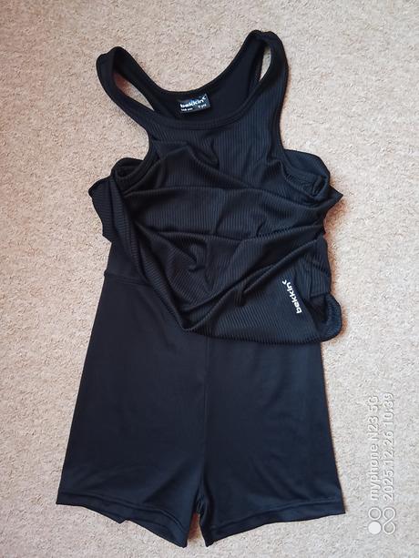 Šaty se šortky zn."bekkin" vel."146", 146