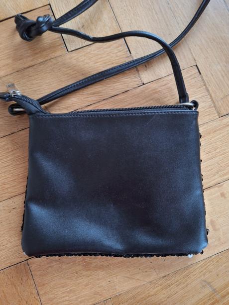 Kabelka měnící flitrová h&m, h&m