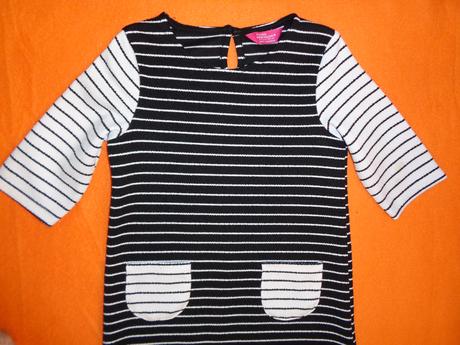 Nádherné silnější černobílé pruhované šaty, young dimension,110