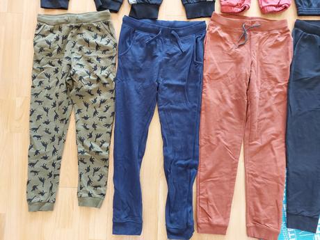 Tepláky, tepláčky 140 a 146, některé nové, adidas,140