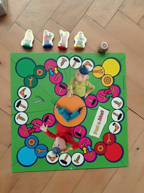 Desková hra deskova pat a mat,