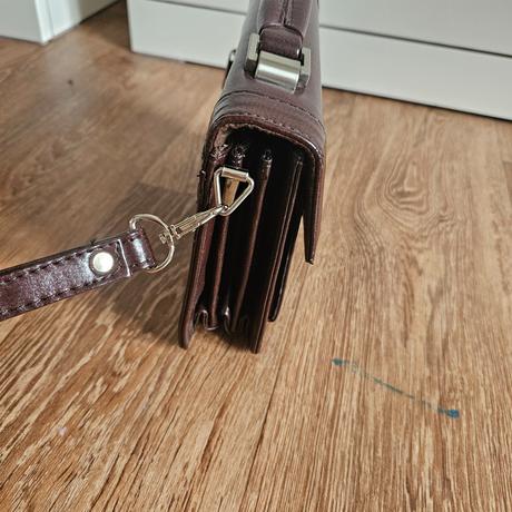 Pánská kožená taška se zámkem,