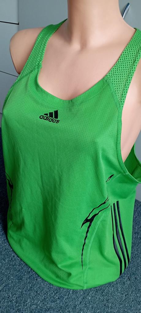 Tílko zn."adidas" vel."m" oblékne i větší vel, adidas,m