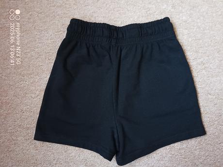 Šortky kuromi zn."sanrio" vel."134", sanrio,134