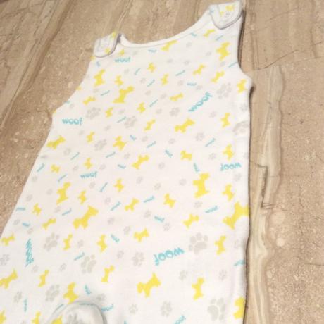 Bavlněné dupačky s pejsky, 62