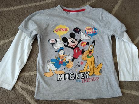 2 trička s mickeym, 122