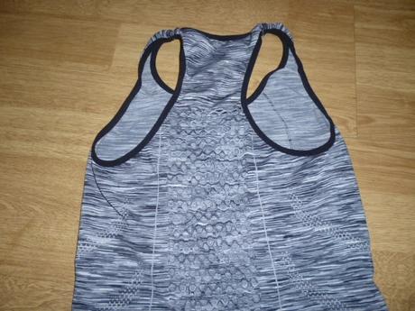 Sportovní tílko vel.s-m pro maminy, s