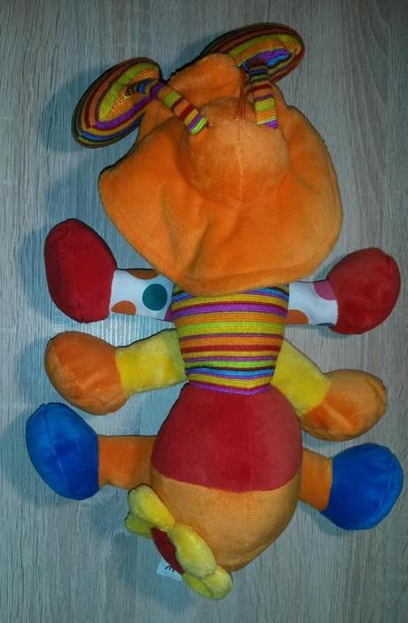 Barevná plyšová housenka délka 34 cm,