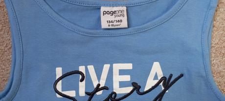 Crop top zn."page one young" vel."134-140", 134