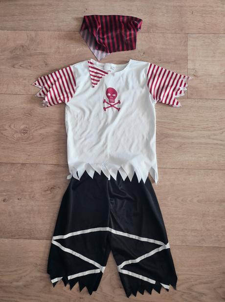 Karnevalový kostým pirát vel. 110/116, 