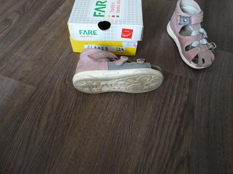 Sandálky, fare,24