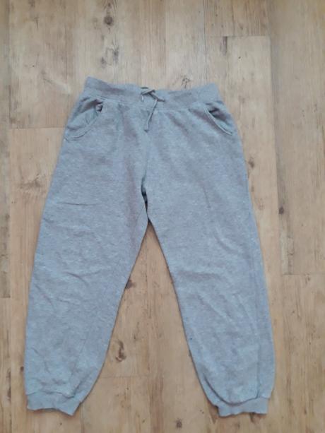 Tepláky 140, h&m,140