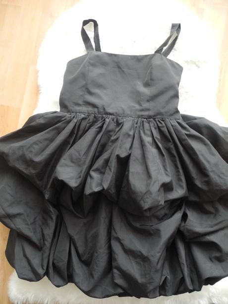 Šaty slavnostní, 146