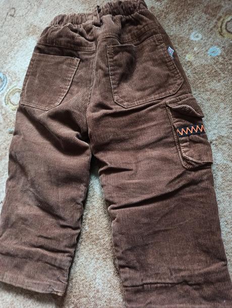 Podšité manžestráky a mikina, 86–98