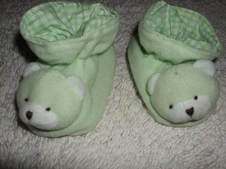 Capačky s chrastítkami zn. simply baby, <17