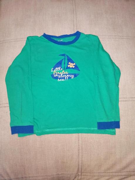 Tričko s dlouhým rukávem, 110