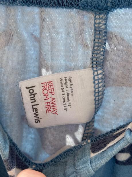 Kraťase, john lewis,110