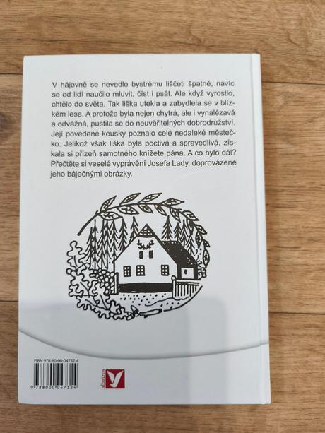 Kniha o chytré kmotře lišce,