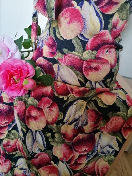 Letní šaty s ovocem, xs