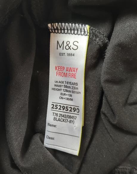 Sukýnka se zabudovanými kraťasy, marks & spencer,128