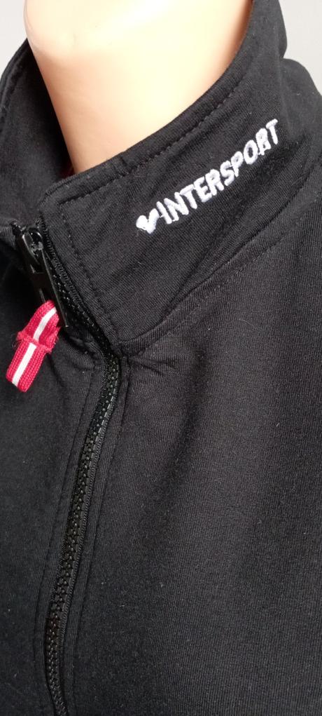 Mikina zn."intersport pro touch" vel."36", 36