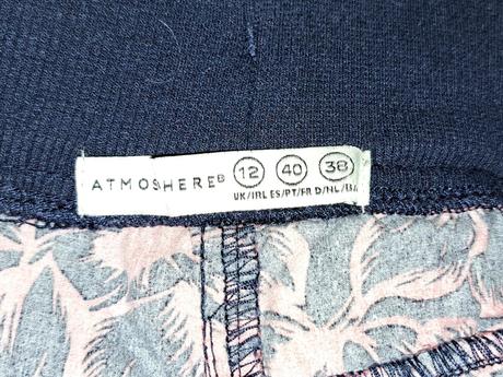 Šortky, vel. 40, atmosphere,40