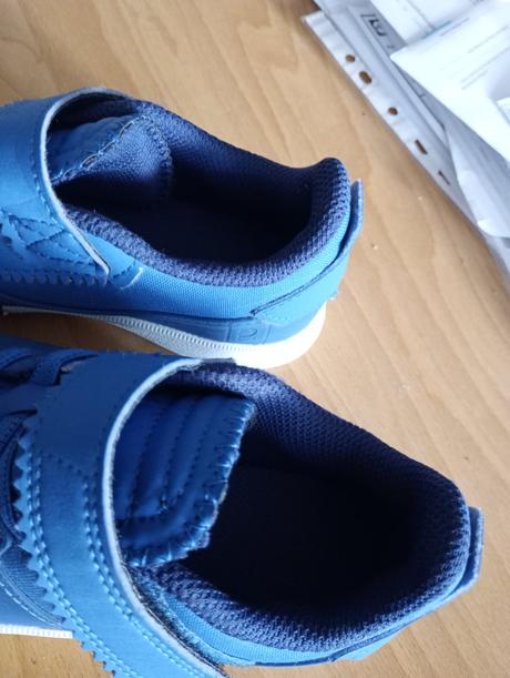 Tenisky do tělocvičny 30, decathlon,30