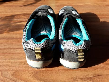 Tenisky se síťkou, 29