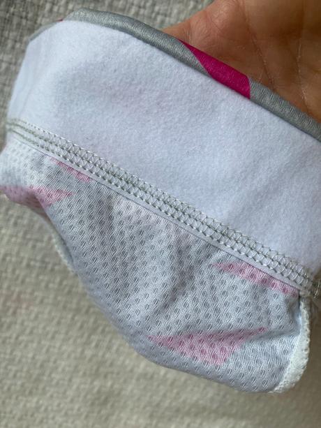 Běžecká/sportovní čepice, obvod 49 cm, zn. runto,