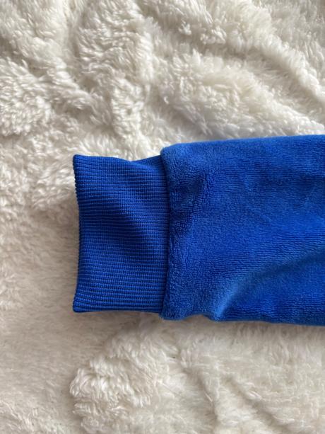 Krásný semiš.overal značkový - v.3/6 měs., converse,68