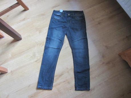 Bezva dřené džíny, rifle v super barvičce, benetton,152