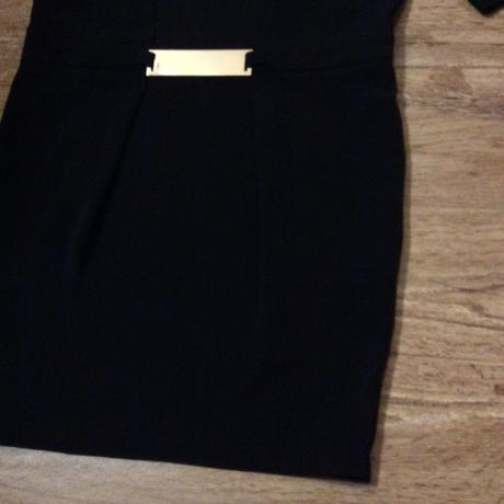 Šaty zdobené sponou vel. s/m, mohito,m