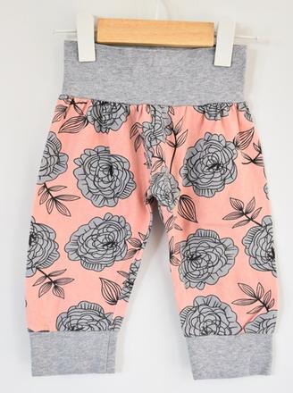 Tepláky vel. 6 - 9m, 74