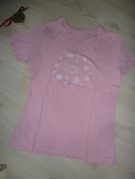 Vánoční triko, 158