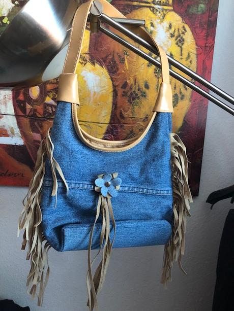 Dzinova taska s trasnemi,