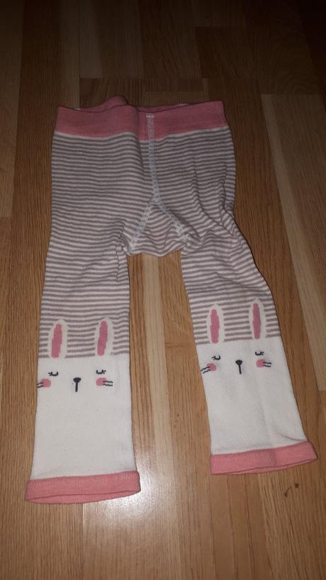 Punčocháče se zajičky, nutmeg,74