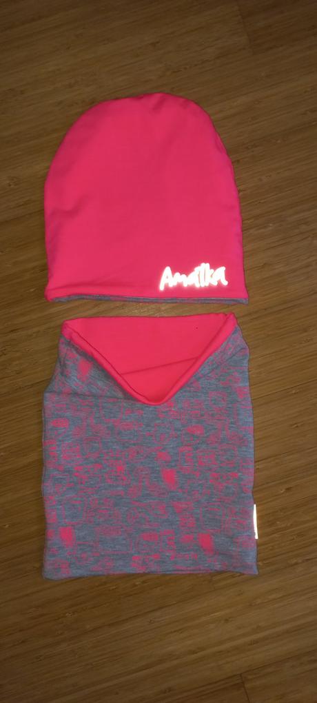 Oboustranný set čepice a nákrčník pro amálku, 122