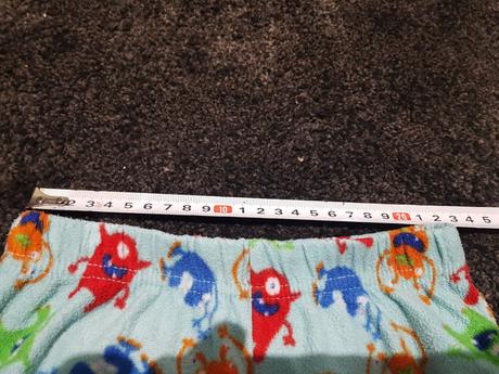 Chlapecké fleesové kalhoty velikost 3-4 roky., 98