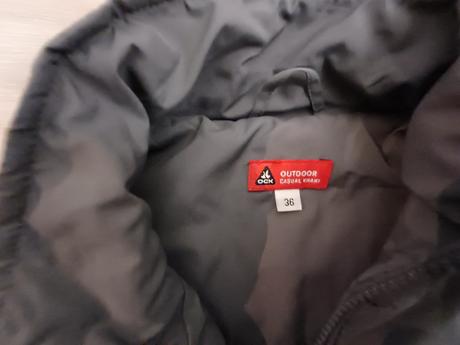 Přechodová bunda, 36