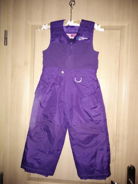 Fialové oteplovačky, 98