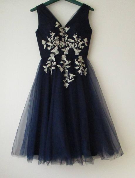 Dámské společenské šaty chi chi london s 36, 36 / s