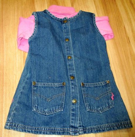 Šaty s rolákem, 80