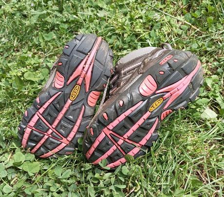 Kotníkové boty keen, keen,26