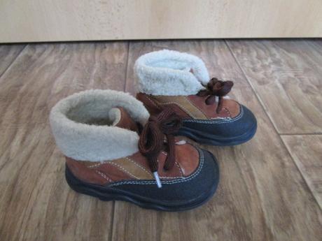 Pěkné hnědé kožené kotníčkové boty s kožíškem, 21