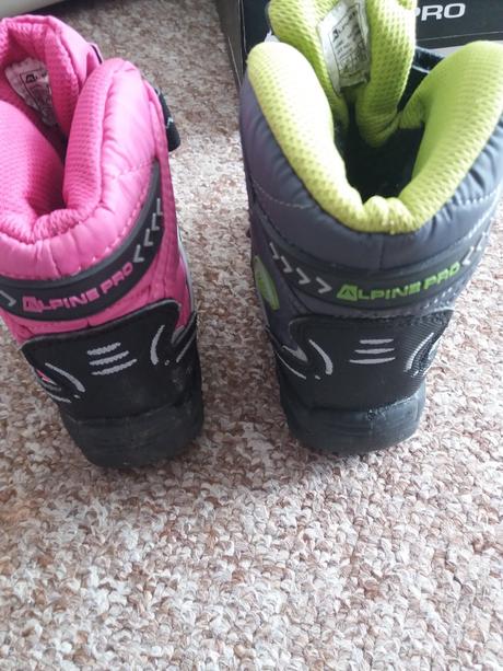 2 ks zimní boty, 24