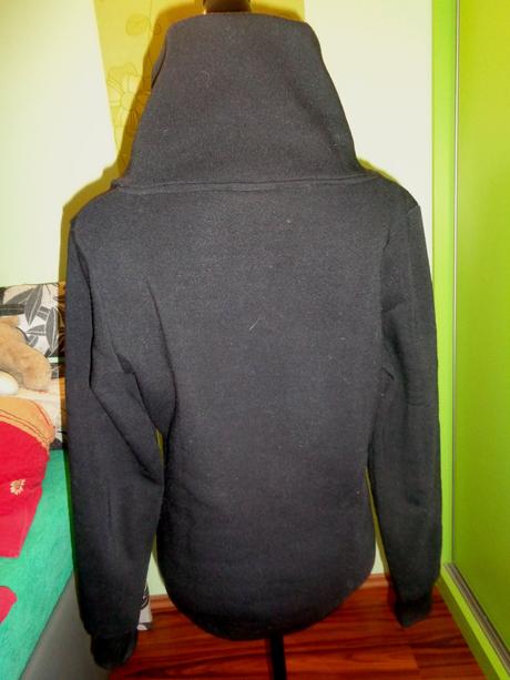 Černá teplá mikina se lvíčkem, benter,l