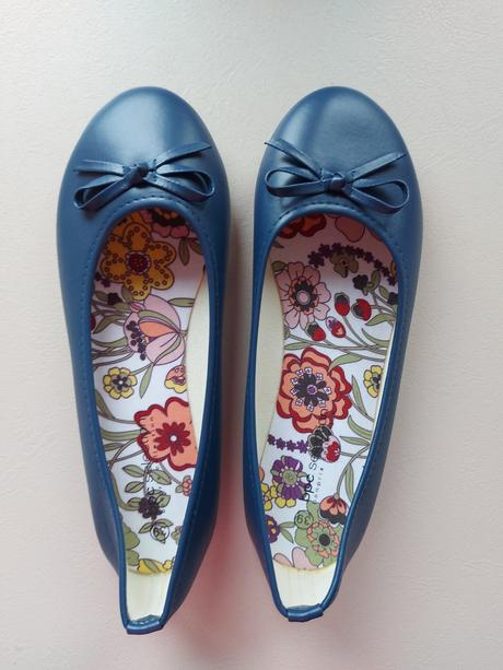 Tmavomodré baleriny, 38 / 39