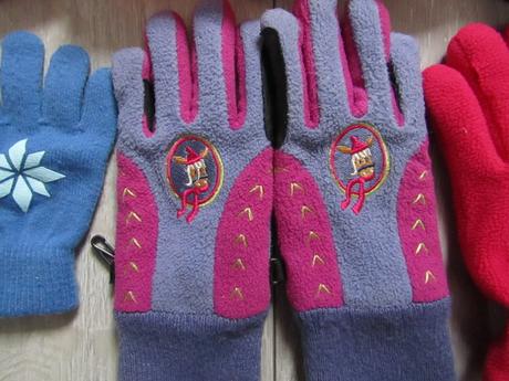 Rukavice vel.cca 116/140, 122