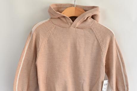 Svetr vel. 12 - 18 m, matalan,86