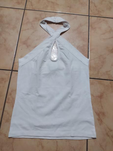 Halenka kolem krku, s